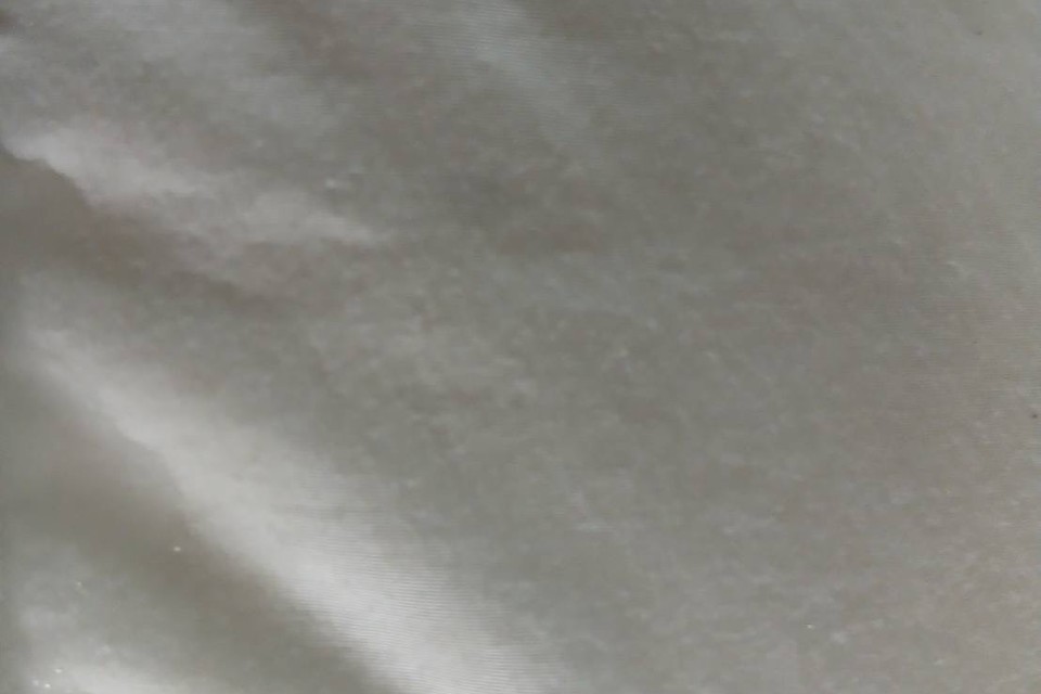 シーツ血痕の画像